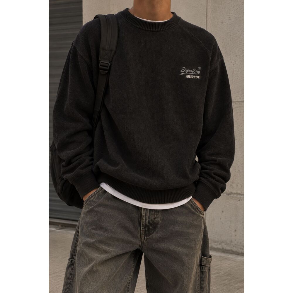 Black Minimal Logo Crewneck Sweatshirt